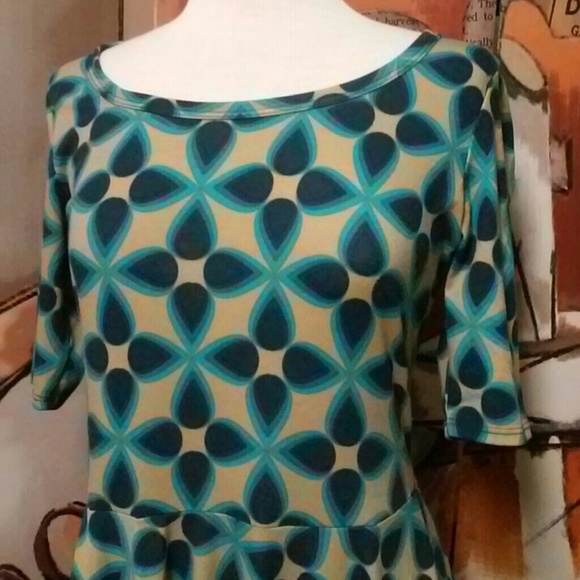 LuLaRoe Dresses & Skirts - LulaRoe Size L Nicole Fit and Flare Dress